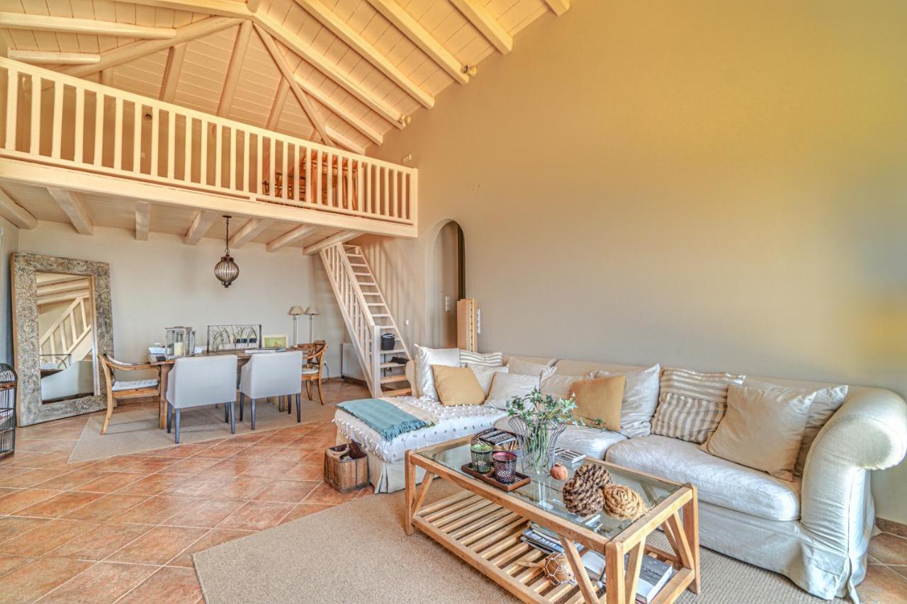 Irida Villa - Sea & Sunset Flats By Explore Andros Batsíon Exterior photo