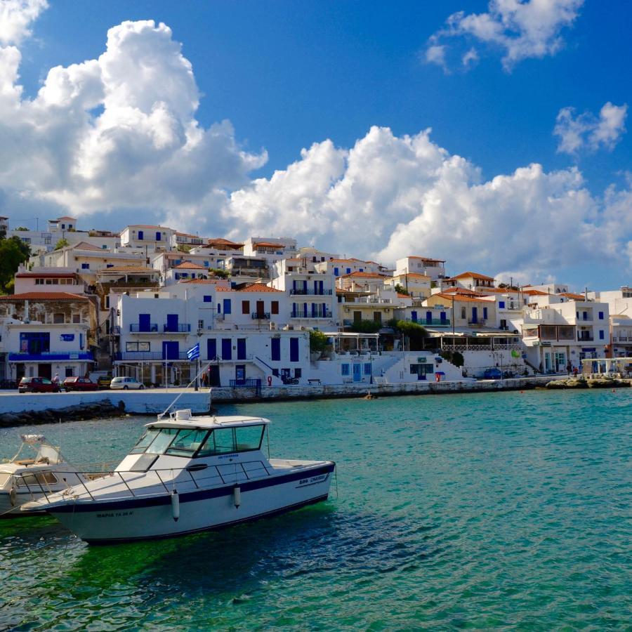 Irida Villa - Sea & Sunset Flats By Explore Andros Batsíon Exterior photo